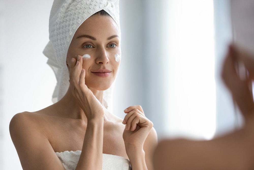 Hydrating vs. Moisturizing Skin: Whats the Difference?