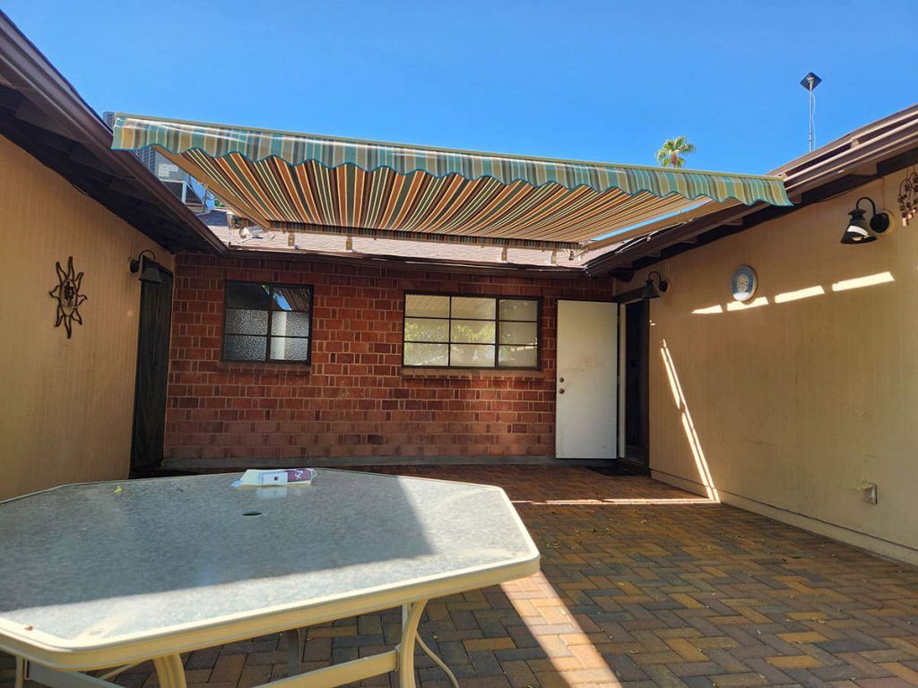Retractable Awnings
